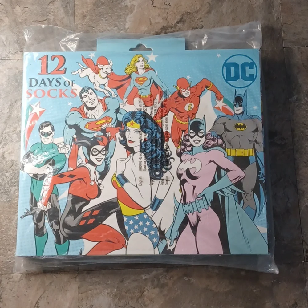 NIB DC Comics 12 Days of Socks Advent Calendar Womens,, sz 4-10